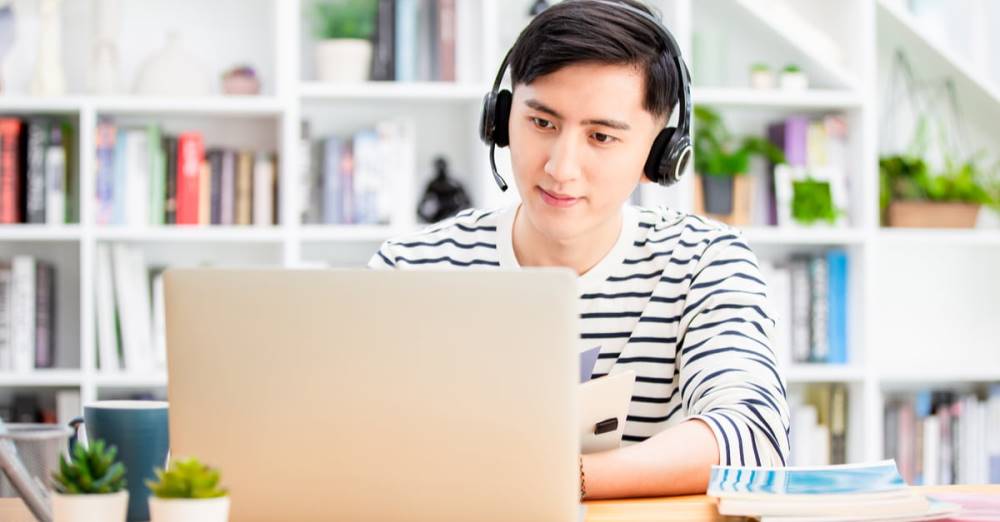 PHƯƠNG PHÁP LUYỆN NGHE TIẾNG ANH THỤ ĐỘNG THEO PHẢN XẠ