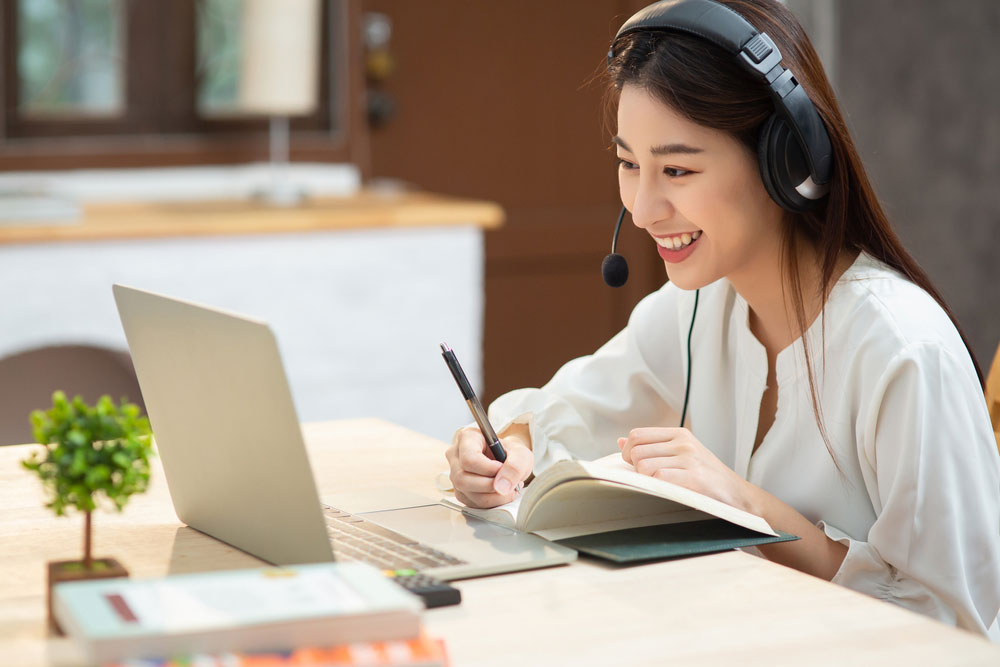 PHƯƠNG PHÁP LUYỆN NGHE TIẾNG ANH THỤ ĐỘNG THEO PHẢN XẠ